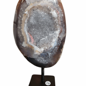 Agaat op standaard 835gram 17cm nr.A29