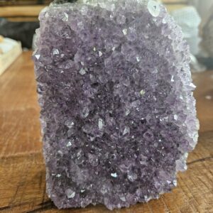 Amethist staand A+ kwaliteit 1216gr nr. A1