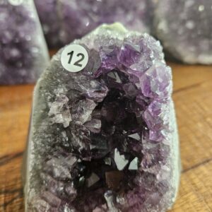 Amethist staand A+ kwaliteit 429gr nr. A12
