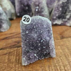 Amethist staand A+ kwaliteit 206gr nr. A20