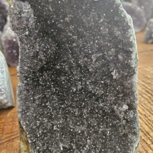 Amethist staand A+ kwaliteit 986gr nr. A24