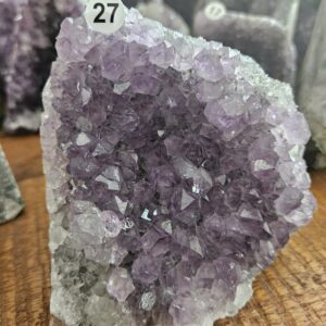 Amethist staand A+ kwaliteit 631gr nr. A27