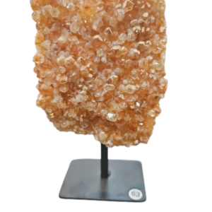 Ruwe citrien op standaard 828 gram nr. 63