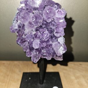 Amethist op standaard, verschillende soorten 11-13CM nr. 2