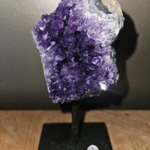 Amethist op standaard, verschillende soorten 11-13CM nr.21