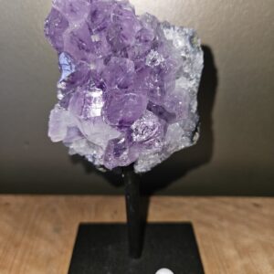 Amethist op standaard, verschillende soorten 11-13CM nr.22