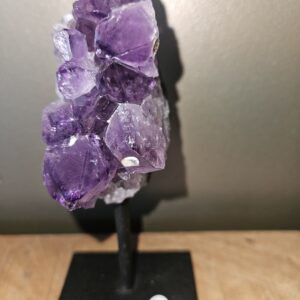 Amethist op standaard, verschillende soorten 11-13CM nr.23
