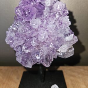 Amethist op standaard, verschillende soorten 11-13CM nr.32
