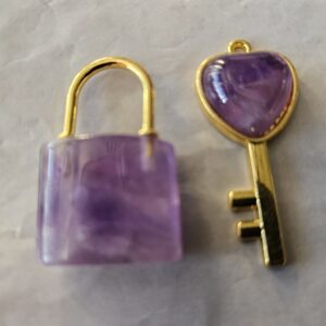 Amethist slot met sleutel hangers