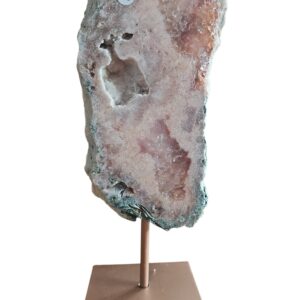 Roze Amethist op standaard 736gr.nr.10